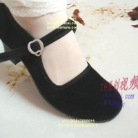 【高跟布鞋】艾踩原创 高跟布鞋踩小龙虾【398MB】